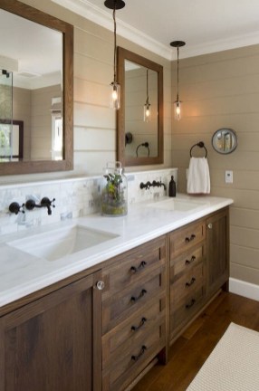 Vintage Farmhouse Bathroom Decor You Will Try 08 Vintage Farmhouse Bathroom Decor You Will Try 08