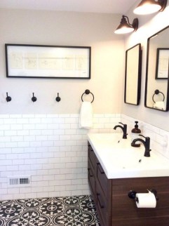 Vintage Farmhouse Bathroom Decor You Will Try 14 Vintage Farmhouse Bathroom Decor You Will Try 14