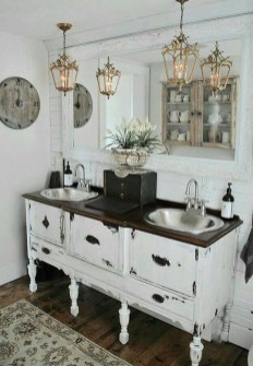 Vintage Farmhouse Bathroom Decor You Will Try 19 Vintage Farmhouse Bathroom Decor You Will Try 19